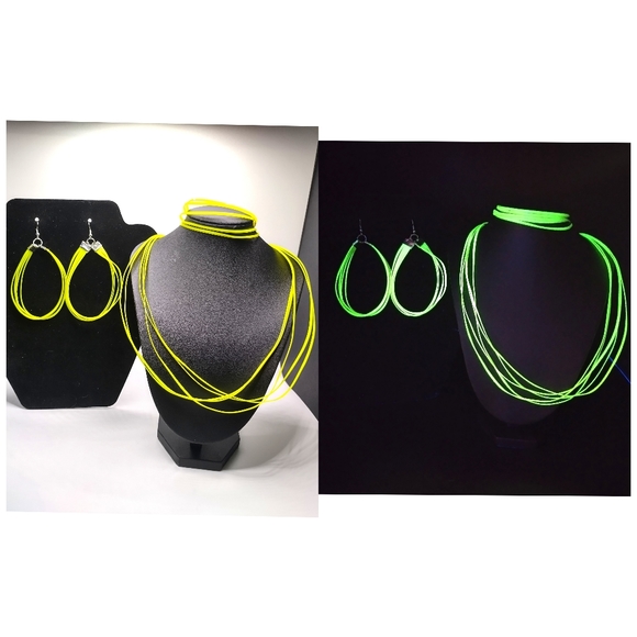 GLOW NECKLACE - Picture 1 of 13